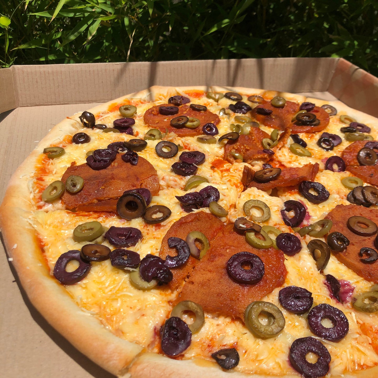 Pizza Olives